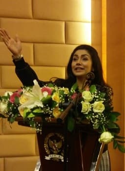 Para Elit Politik Nasional dan Lokal Perlu Menyadari Betapa Pentingya Tanah Untuk Pemberdayaan Masyarakat dan Martabat Daerah maupun Kearifan Lokalnya