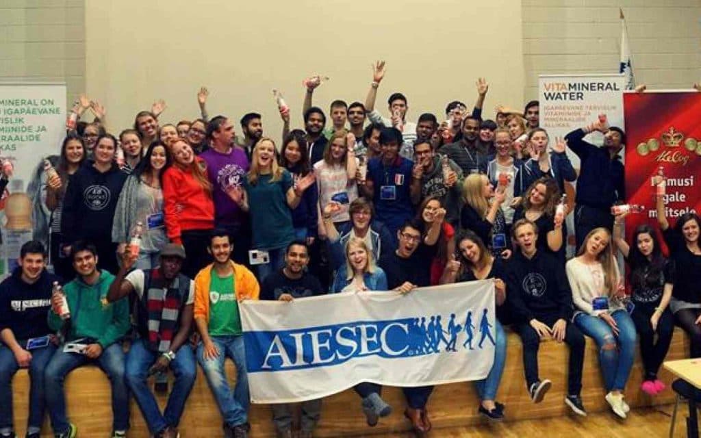 Mencermati AIESEC dan NGO-NGO Indonesia Sebagai Perpanjangan Tangan Kebijakan Luar Negeri AS dan Uni Eropa