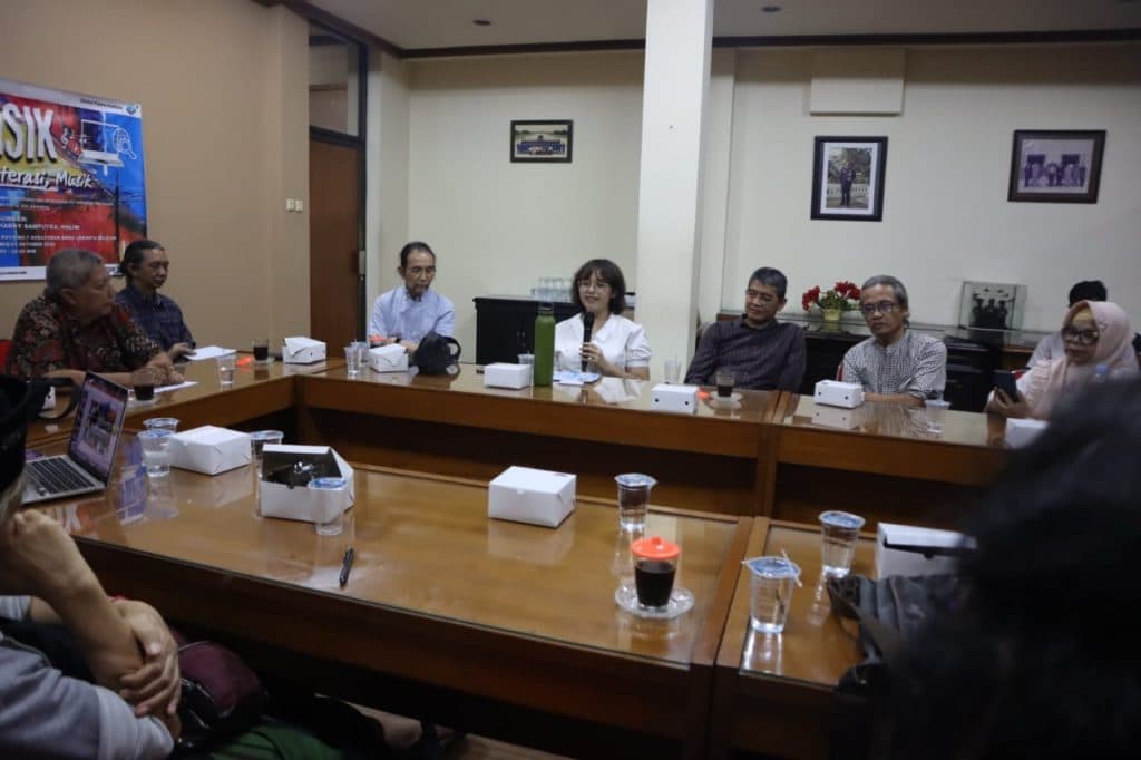Executive Summary Seminar Terbatas Global Future Institute 24 Oktober 2024