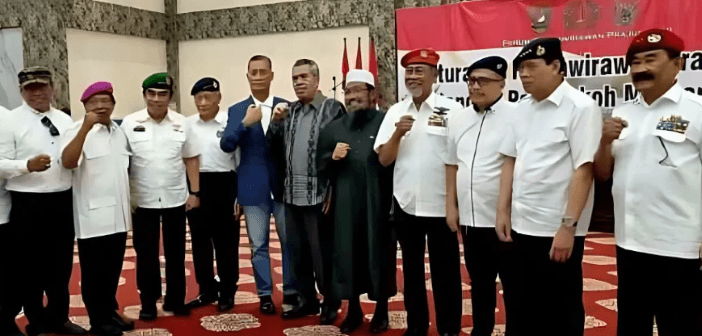 Membaca 8 (DELAPAN) Pernyataan Sikap Forum Purnawirawan Prajurit TNI Dan Implikasinya