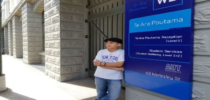 Bandung Zoo di Persimpangan Jalan: Konservasi atau Komersialisasi?