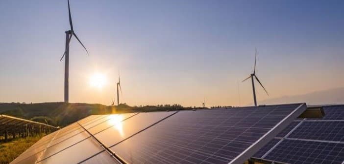 Mencermati Program Transisi Energi di Dunia yang Melambat