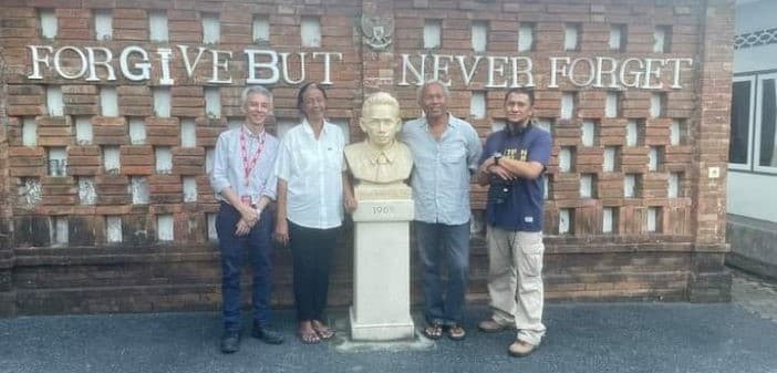 Kekejaman Sejarah Dalam Bingkai Simbolisme Geografis