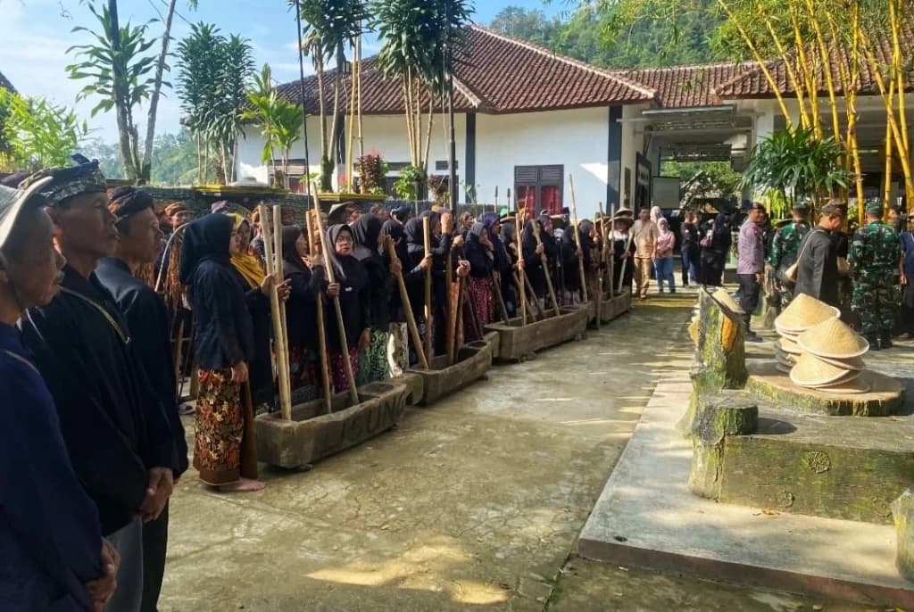 Seren Taun Kasepuhan 2026: Melestarikan Tradisi Masyarakat Adat Kasepuhan Cisitu